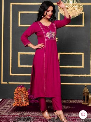 Women Ethnic Motifs Embroidered Regular Thread Work Kurta with Trousers